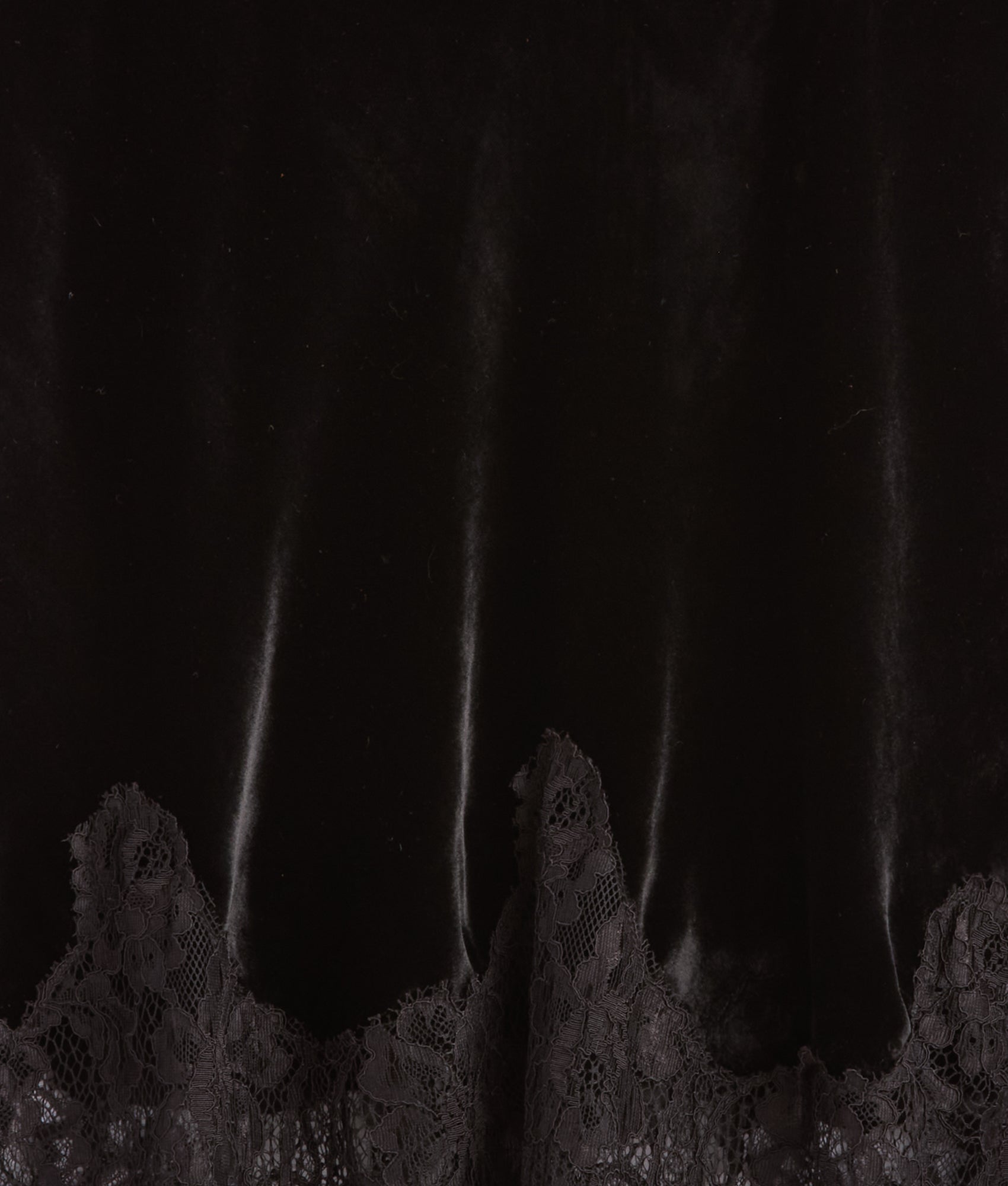 Darlene Velvet Lace Cami :: Black - Image 7