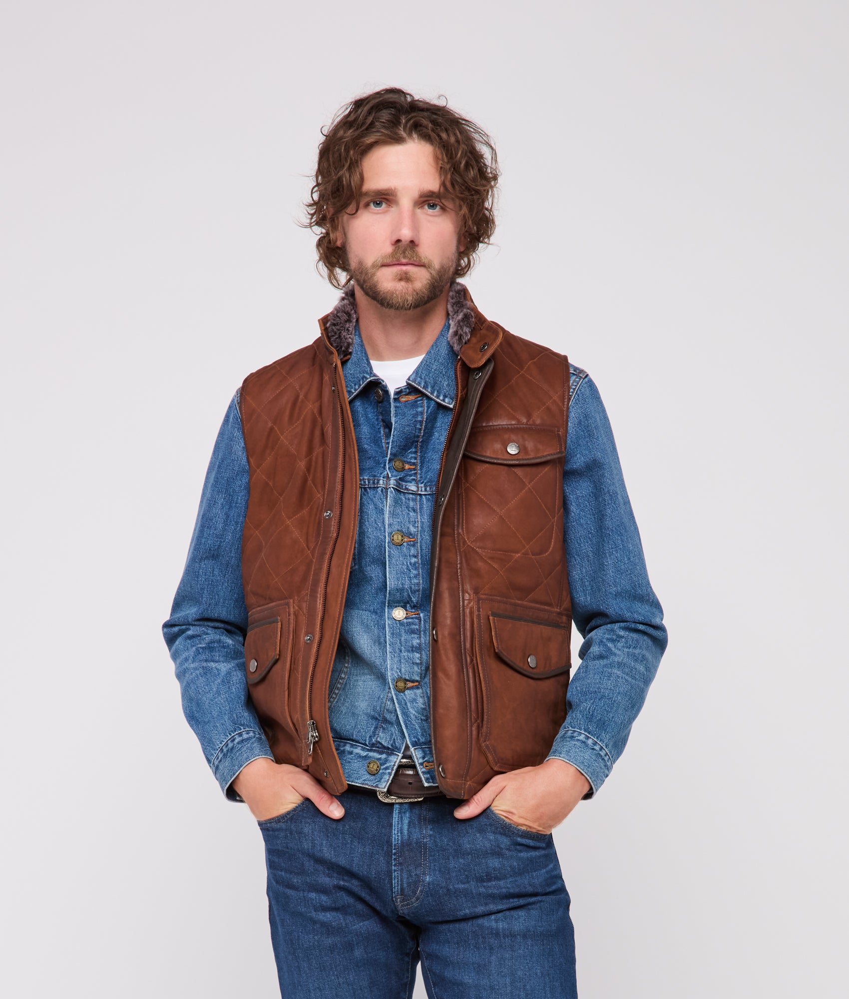 Vail Quilted Leather Vest :: Bourbon - Image 2