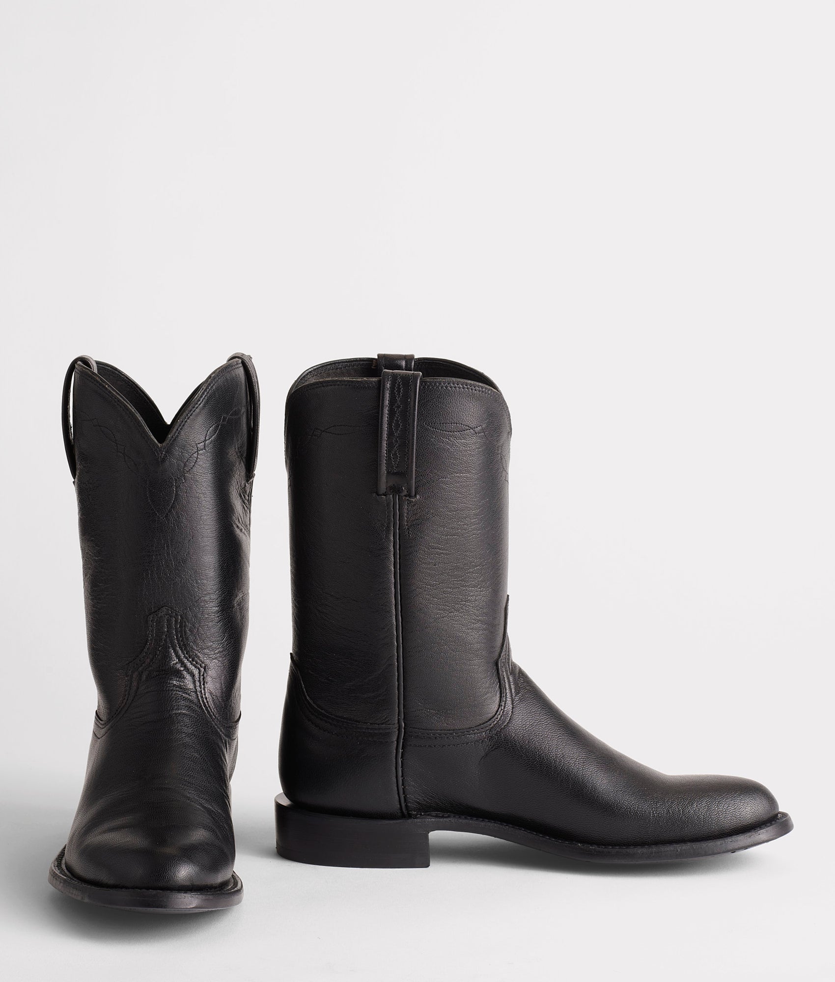 Majestic Roper :: Black - Image 2