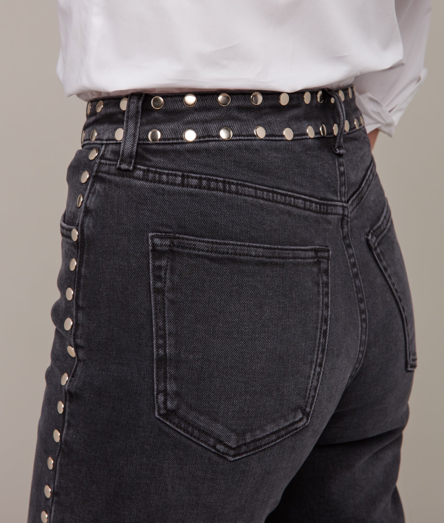 Briar High-Rise Straight Leg Jean :: Chimney With Studs - Image 5