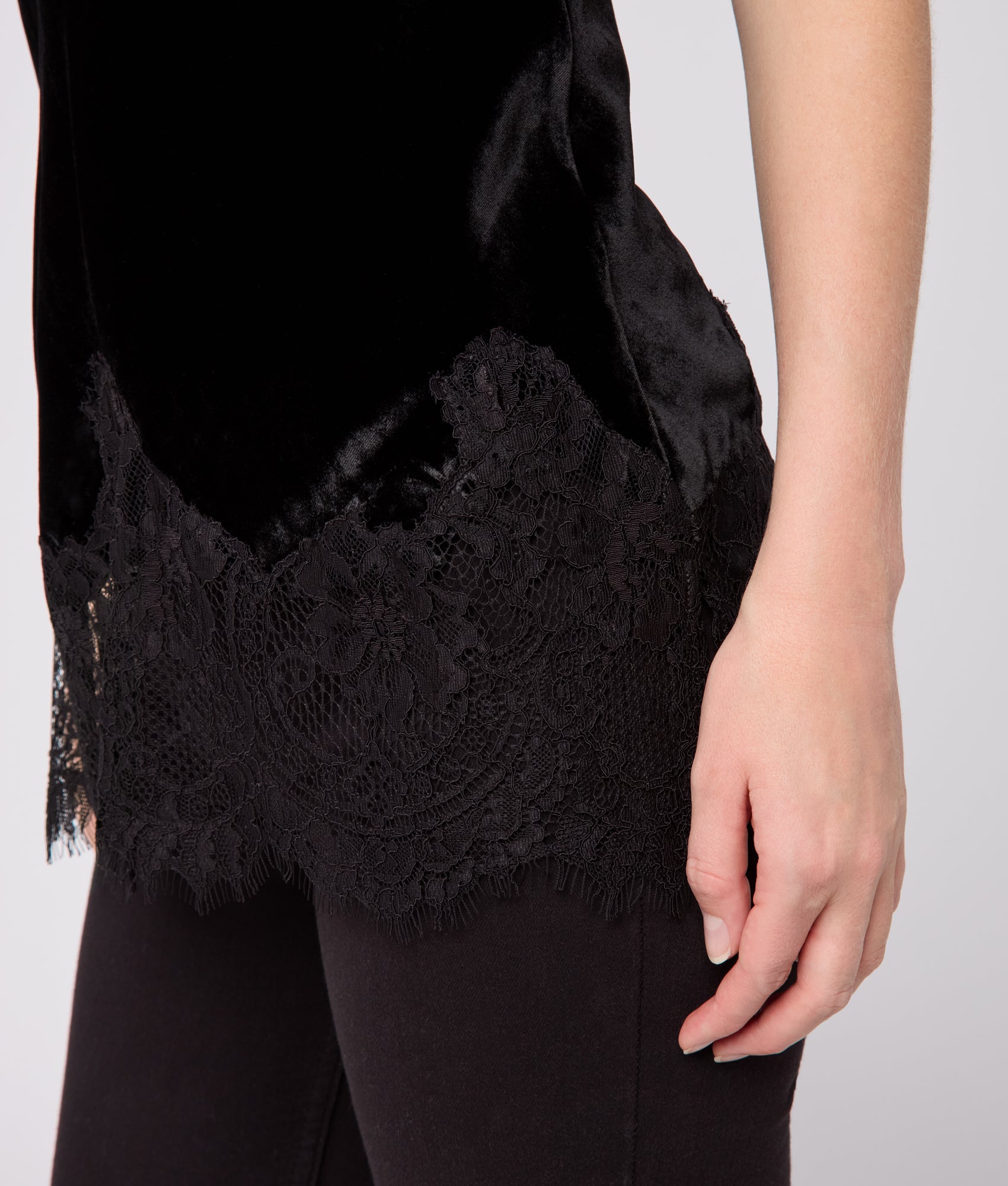 Darlene Velvet Lace Cami :: Black - Image 3