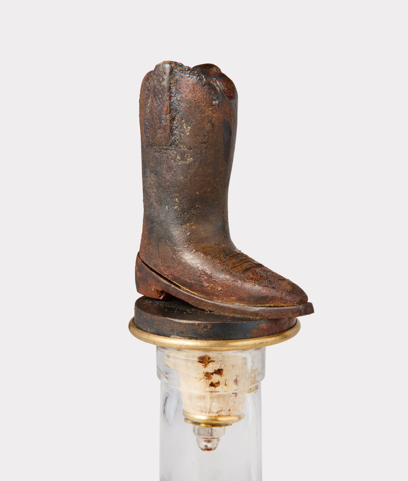 Boot Decanter :: Iron - Image 2