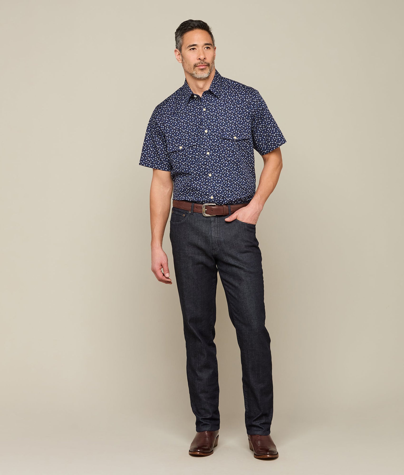 Austin Classic Fit :: Blue On Navy Floral Print - Image 4